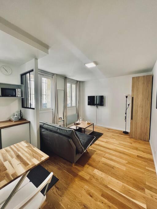 Tres Beau Studio Refait A Neuf 2 Lejlighed Saint-Ouen  Eksteriør billede